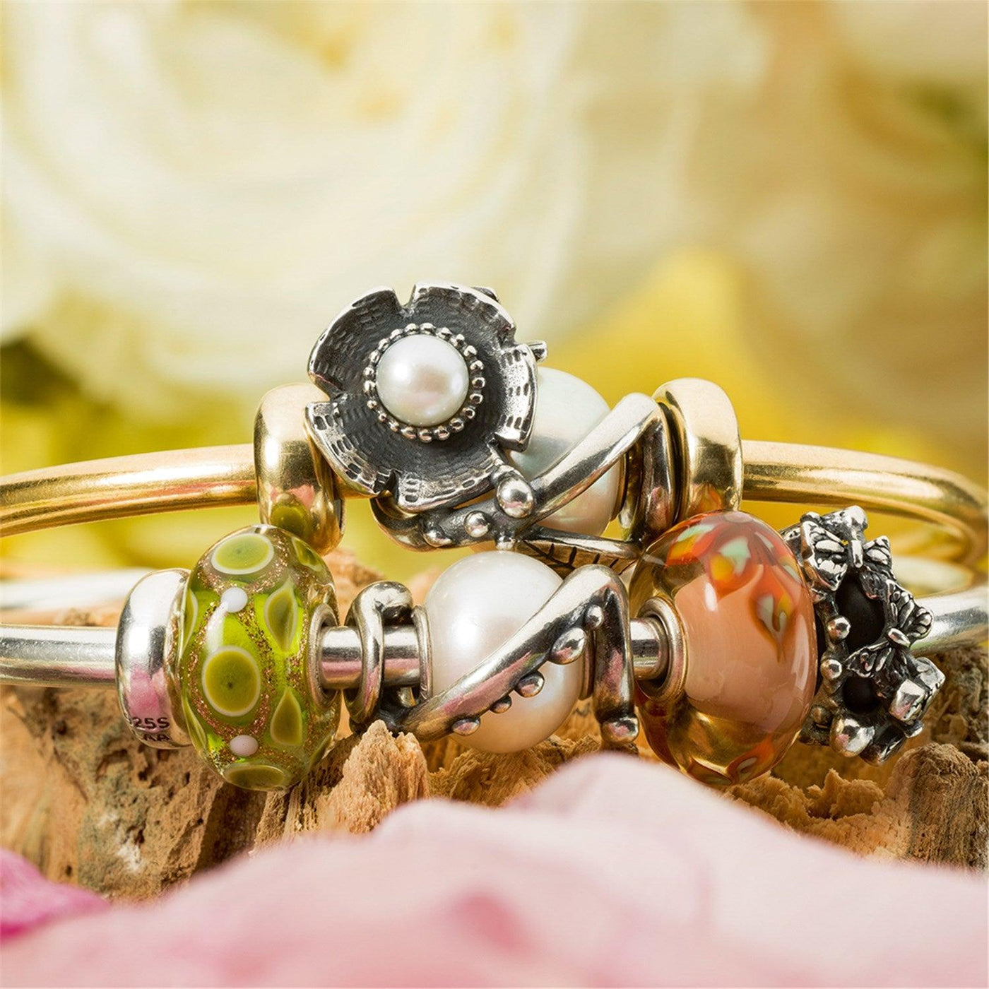 Rügyek Közt Bead - Trollbeads Ékszerek Magyarország